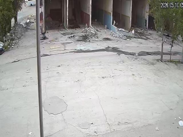 Aydınlatma direğinden d&uuml;şen şahıs hayatını kaybetti
