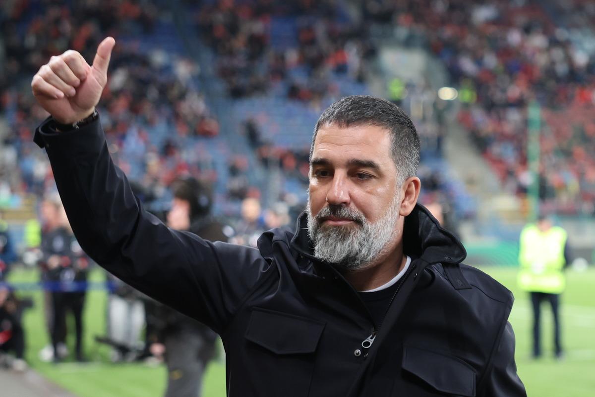 Shakhtar Donetsk Ukrayna da şampiyon oldu! Arda Turan tarih yazdı 2
