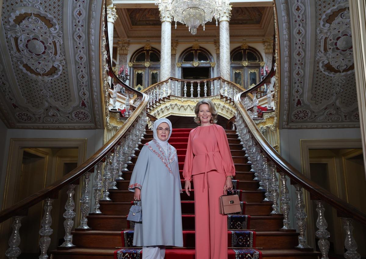 Emine Erdoğan, Belçika Kraliçesi Mathilde ile İstanbul’da bir araya geldi 2