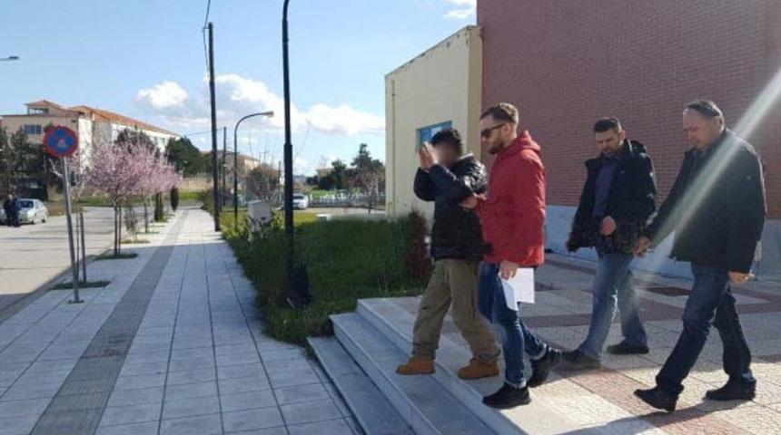 Edirne'de akılalmaz olay! Koşarak Yunanistan'a geçen Adanalı: Dövüp geri gönderdiler