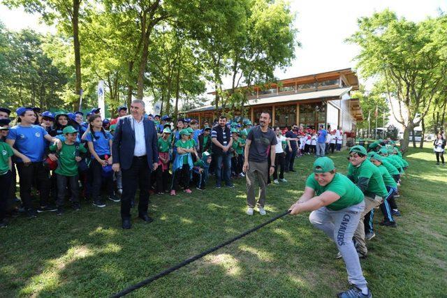 Başkan Toçoğlu çocukların mutluluğuna ortak oldu