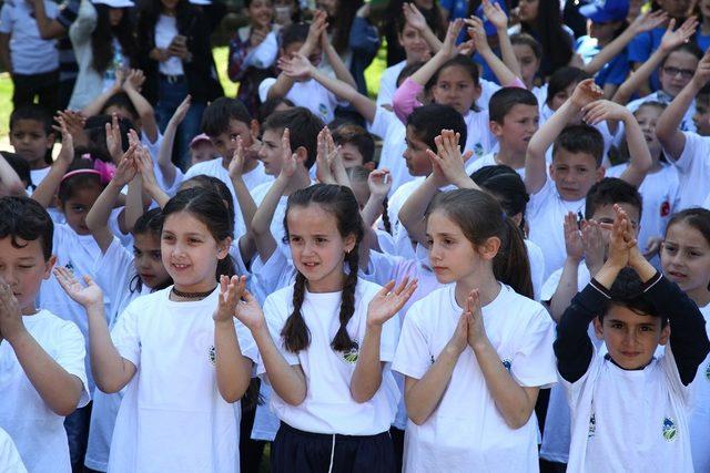 Başkan Toçoğlu çocukların mutluluğuna ortak oldu