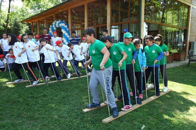 Başkan Toçoğlu çocukların mutluluğuna ortak oldu