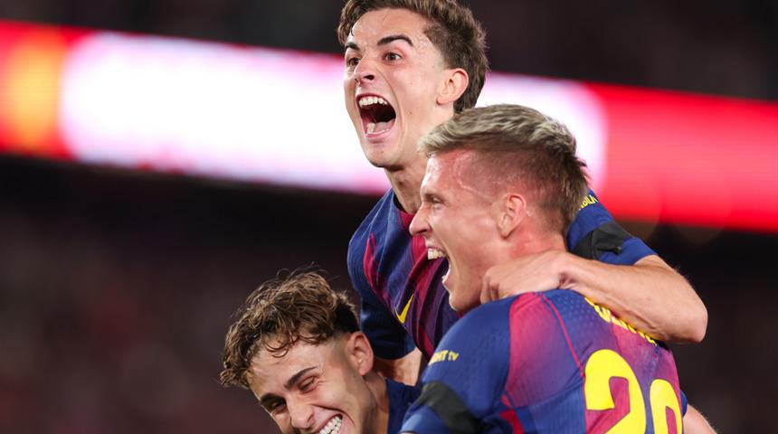 Tarihi şampiyonluk: El Clasico'yu kazanan Barcelona, LaLiga'da şampiyon