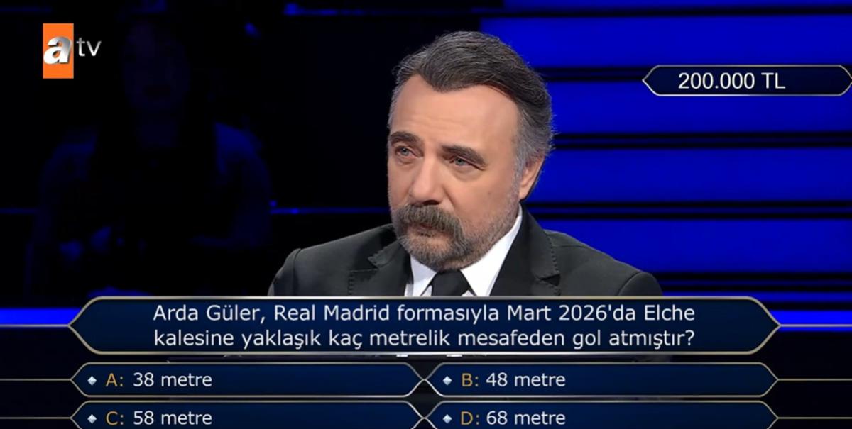 Kim Milyoner İster de Arda G&uuml;ler sorusu! "Helal olsun uşağım!" 2