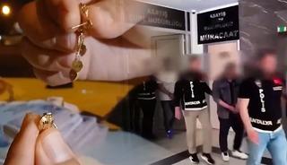 Umreye gitmek isteyeni de dolandırdılar kuyumcuları da