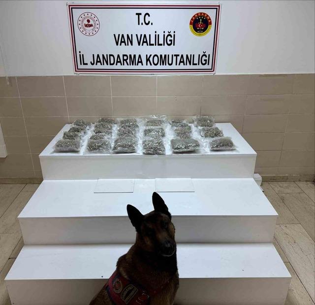 Van&rsquo;da yarım tona yakın uyuşturucu ele ge&ccedil;irildi 3
