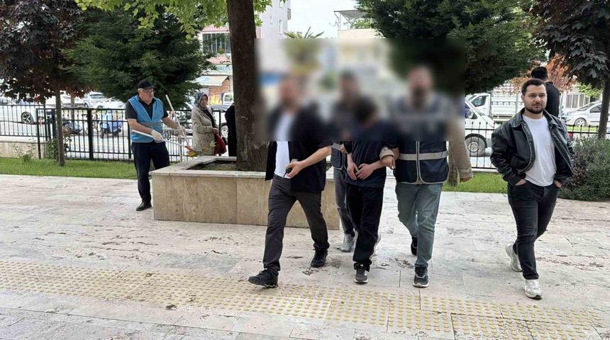 Erbaa&rsquo;da şampiyonluk kutlamasında havaya ateş a&ccedil;an ş&uuml;pheli yakalandı