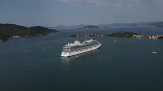 Fethiye'ye sezonun ilk kruvaziyer gemisi geldi