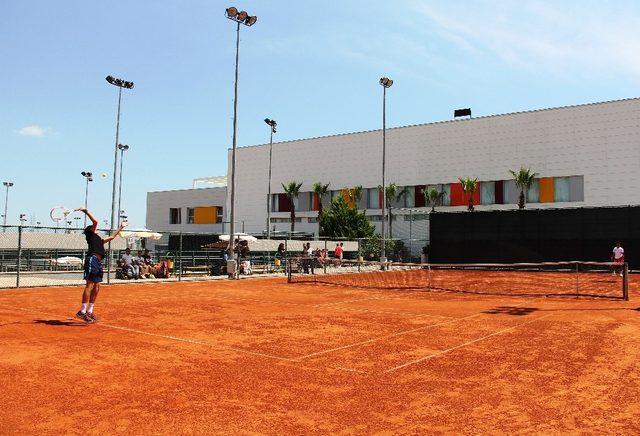 Gençler Türkiye Tenis Şampiyonası, Mersin’de başladı