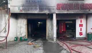 İstanbul'da korkutan yangın! 8 saatte s&ouml;nd&uuml;r&uuml;lebildi: 'Deprem oluyor sandık'
