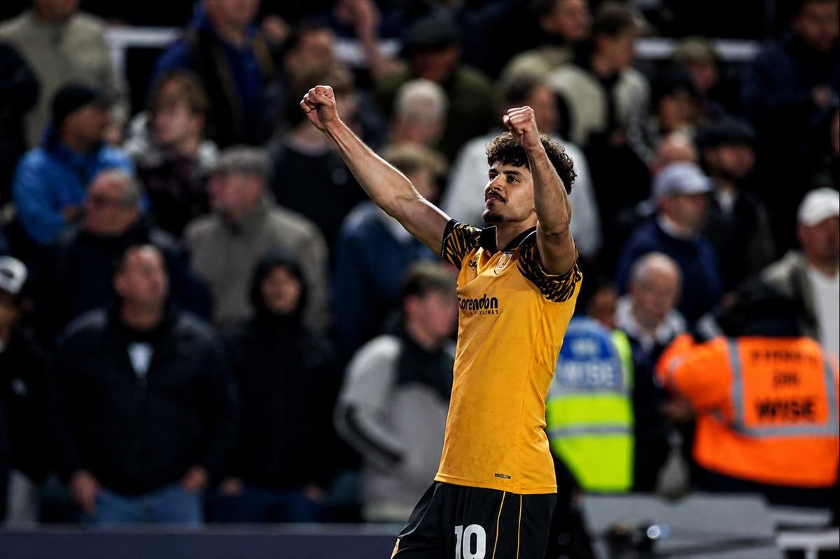 Acun Ilıcalı’nın Hull City’si Millwall’u devirdi! Wembley biletini kaptı 1