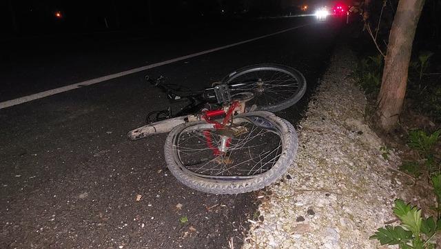 Sakarya da motosiklet ile &ccedil;arpışan bisikletli hastanede &ouml;ld&uuml; 1