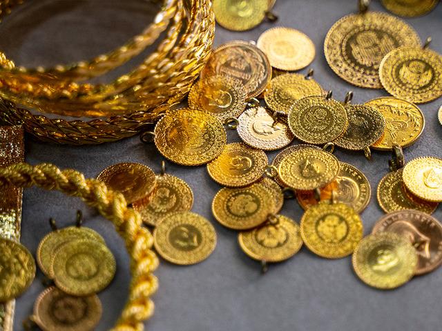 &Ccedil;eyrek altın ne kadar oldu? Gram altında d&uuml;ş&uuml;ş!
