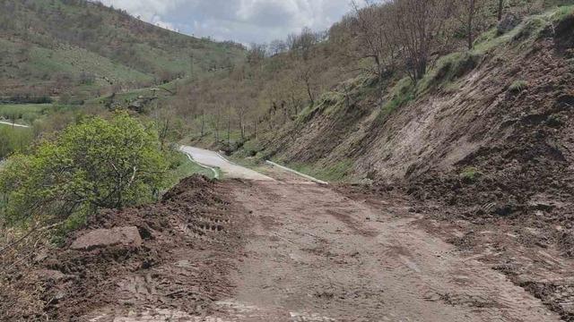 Heyelandan dolayı kapanan tabiat parkı yolu ulaşıma açıldı