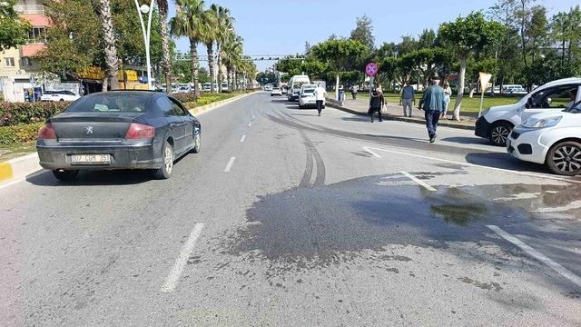 Otomobilin &ccedil;arptığı yaya ağır yaralandı 1