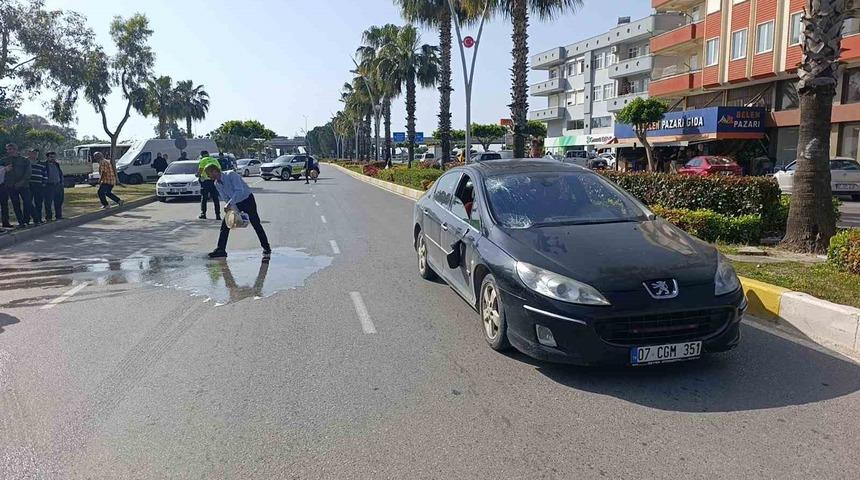 Otomobilin &ccedil;arptığı yaya ağır yaralandı