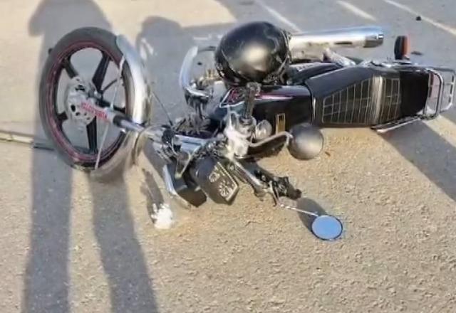 Gaziantep&rsquo;te otomobil ile &ccedil;arpışan motosikletin s&uuml;r&uuml;c&uuml;s&uuml; yaralandı 2