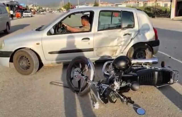 Gaziantep&rsquo;te otomobil ile &ccedil;arpışan motosikletin s&uuml;r&uuml;c&uuml;s&uuml; yaralandı 3