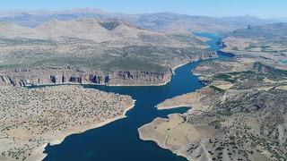 Fırat Nehri’nin son görüntüsü korkuttu! ‘Kıyamet alameti’ diyenler bile var