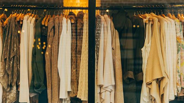 Kumaşı inceltip, dikişi azaltıp satıyorlar! Mağazaların 'Outlet' oyunu