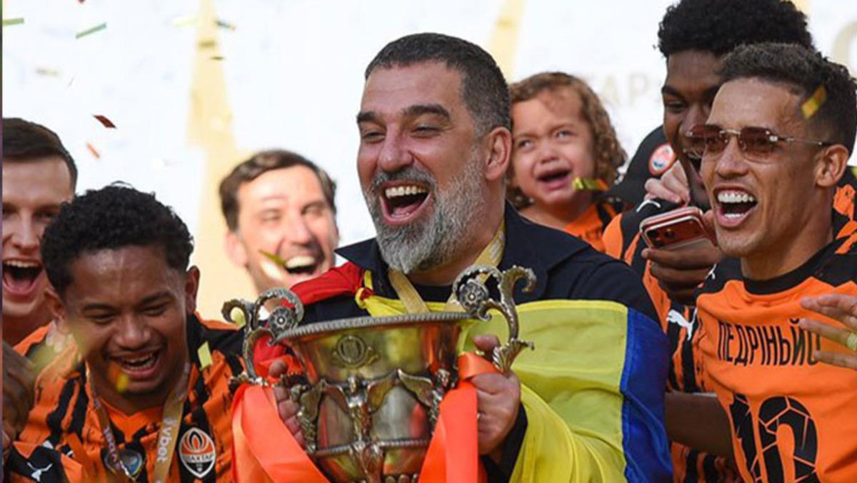 Arda Turan g&ouml;z&uuml;n&uuml; Galatasaray&rsquo;a dikti! Yıldız ismi istiyor 3