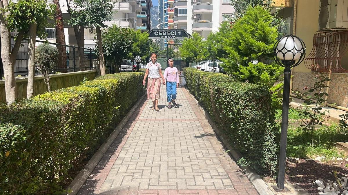 2,5 yaşına kadar konuşup bir anda sustu! Sadece tek bir kelime bekliyor... 3