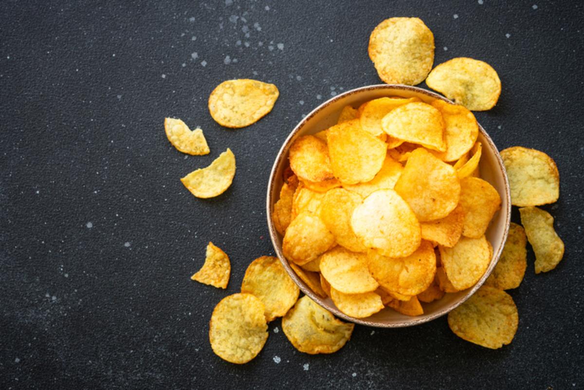 Kriz artık raflarda: &Uuml;nl&uuml; cips devi siyah-beyaz paket kullanacak 1