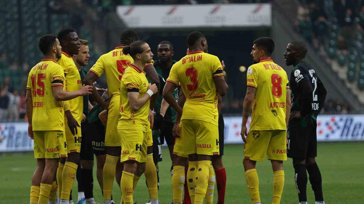 CANLI | Samsunspor - Göztepe Canlı Maç Anlatımı 7