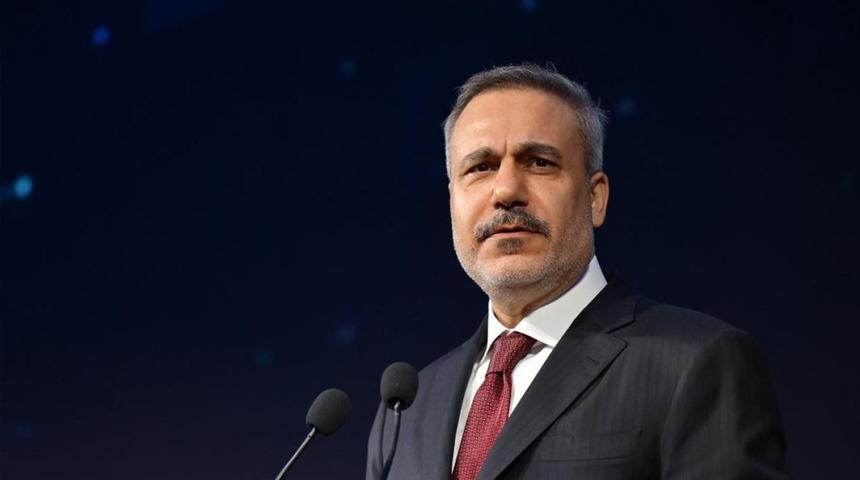 Bakan Fidan'dan H&uuml;rm&uuml;z Boğazı a&ccedil;ıklaması! "Silah olarak kullanılmamalı" diyerek uyardı