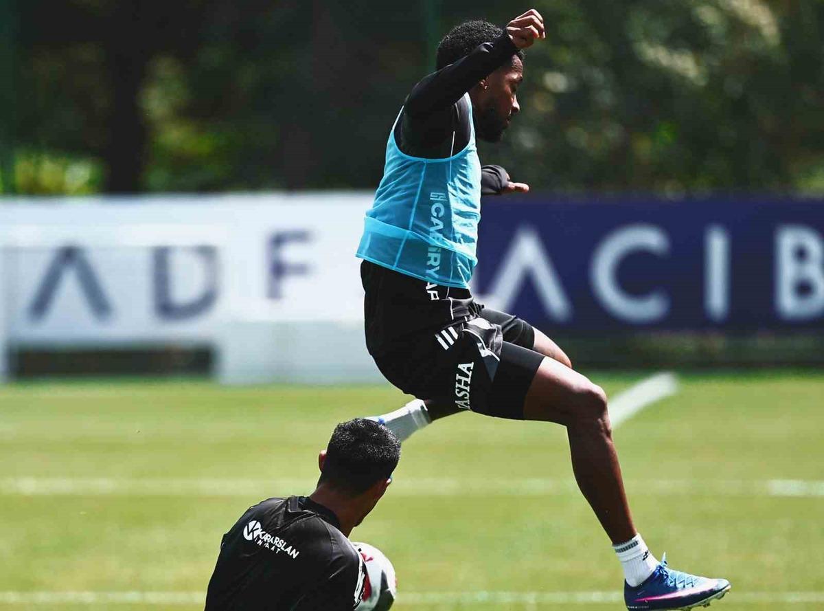 Beşiktaş’ta Çaykur Rizespor maçı hazırlıkları başladı 2