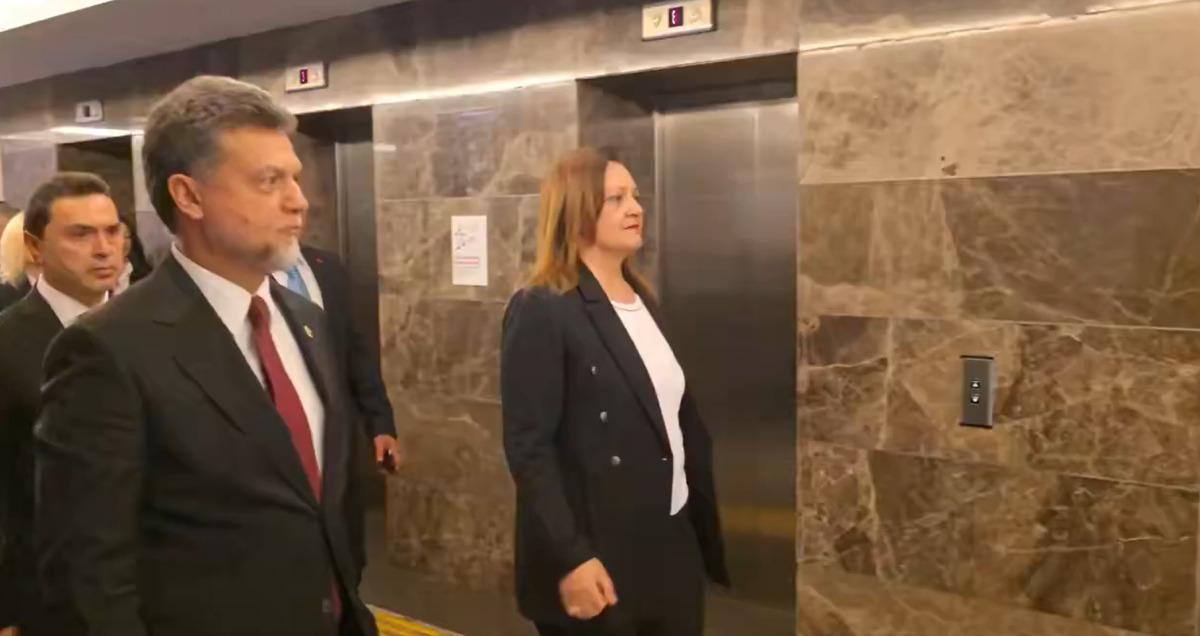 AK Parti Genel Merkez de Burcu K&ouml;ksal hareketliliği: İlk g&ouml;r&uuml;nt&uuml;ler geldi 4