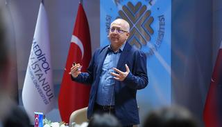 Prof. Dr. Cemil Aydın'dan dikkat &ccedil;eken Namık Kemal ve Karl Marx &ccedil;ıkışı