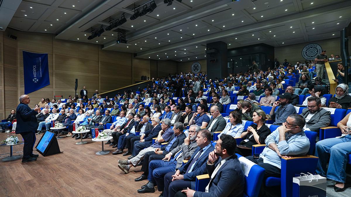Prof. Dr. Cemil Aydın dan dikkat &ccedil;eken Namık Kemal ve Karl Marx &ccedil;ıkışı 4