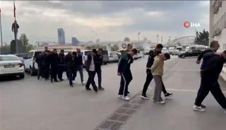 'Sanal &Ccedil;etelere' operasyon! Silahlı fotoğraflar paylaşıyorlardı