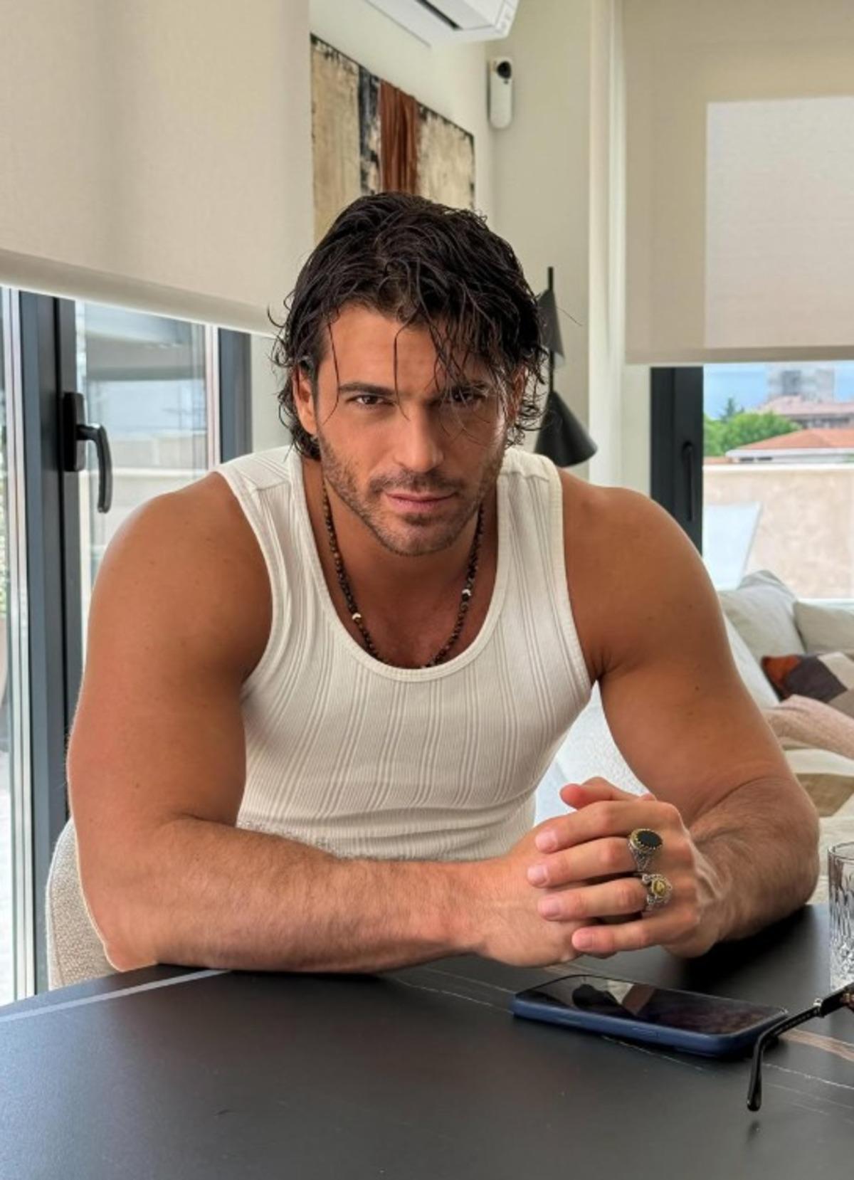 Can Yaman değişimiyle şaşırttı! Eleştirilere kayıtsız kalmadı 2