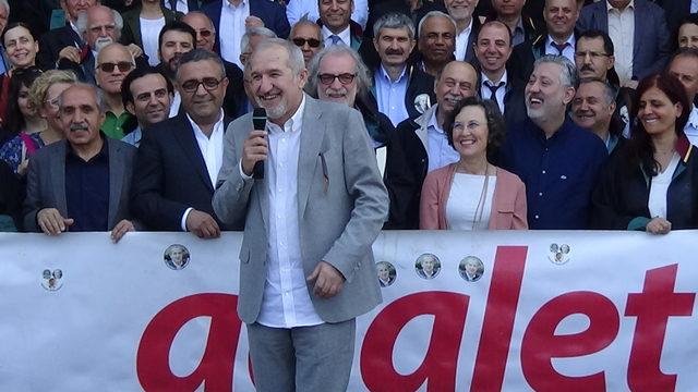 56'ncı adalet nöbetine tahliye edilen avukat Akın Atalay da katıldı