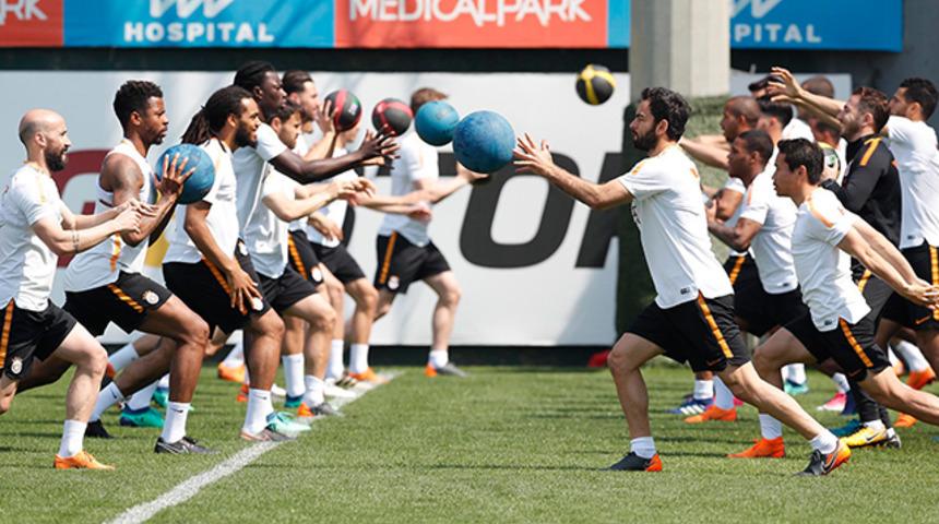 Galatasaray'da Tolga Ciğerci ağrılarını öne sürerek idmana çıkmadı!