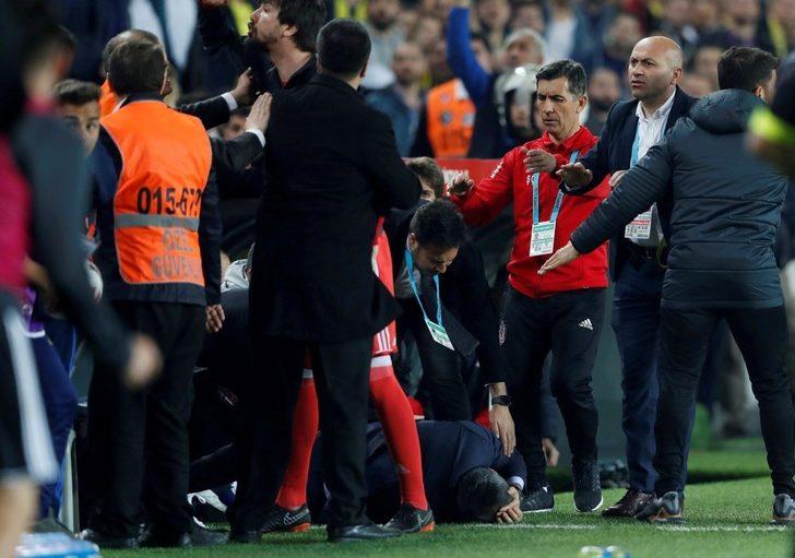 Futbol dünyasından Beşiktaş'ın maça çıkmama kararına ilk tepkiler G3