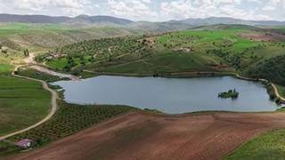 Bir yıl içinde büyük değişim! Kuruyan gölet yeniden doldu taştı