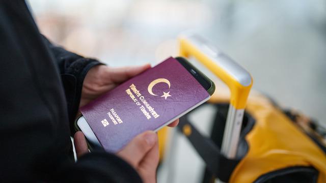 Yurtdışına çıkacaklar dikkat: Vize almak yetmiyor, sınırdan çevrilebilirsiniz