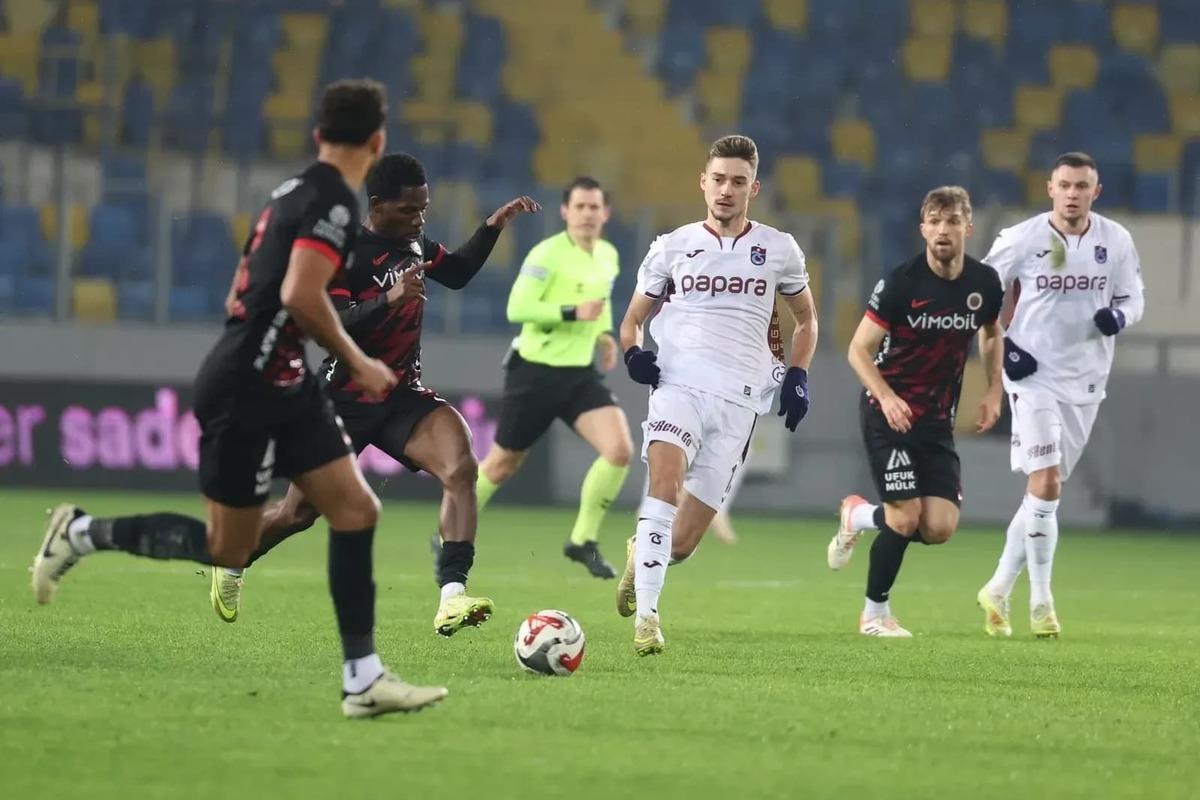 CANLI | Natura Dünyası Gençlerbirliği - Trabzonspor Canlı Maç Anlatımı 3
