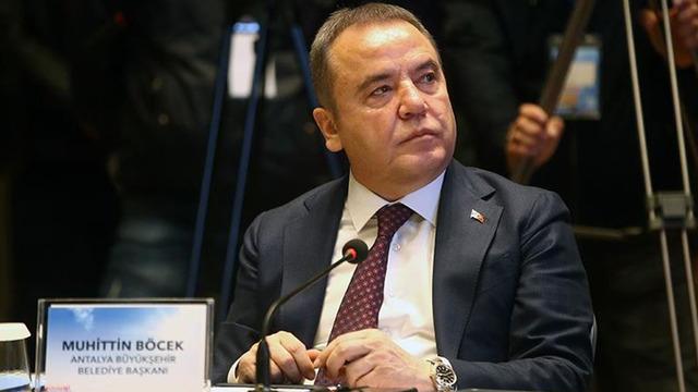 Canlı yayında çarpıcı Muhittin Böcek iddiası! Önümüzdeki günlerde...