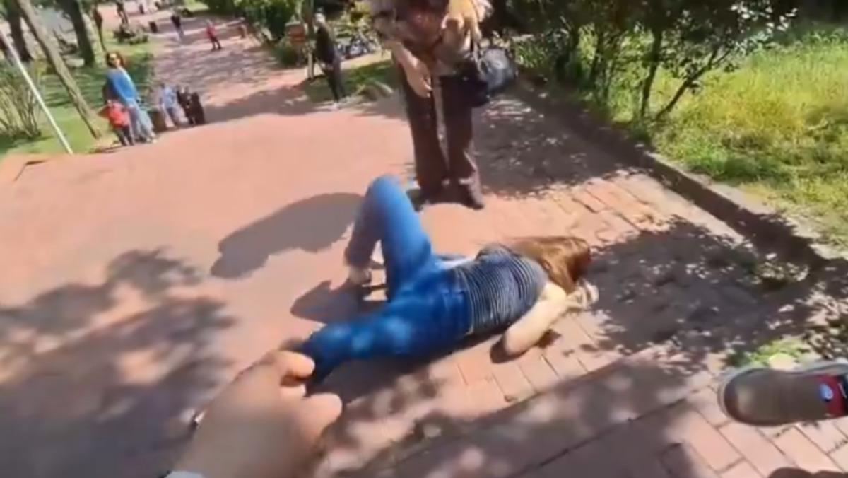 Maçka Parkı nda yürüyüş yapan Sevda Demirel in ayağı kırıldı 4