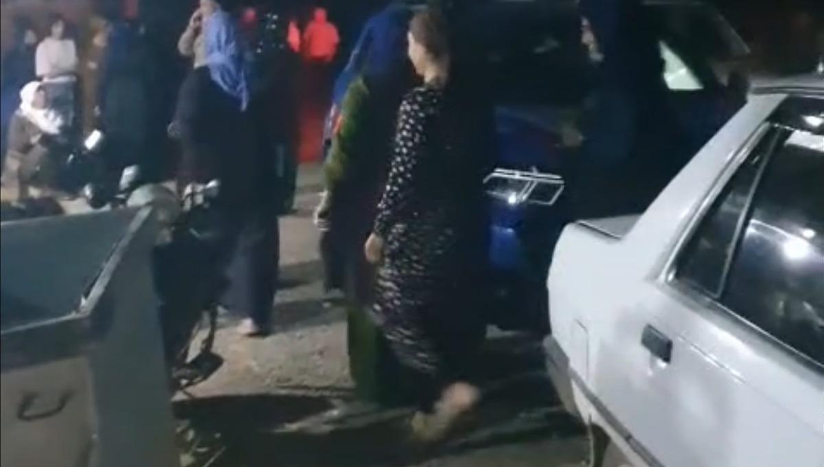 Kayıp &ccedil;ocuk 11 saat sonra evinin damında bulundu! Kahreden haber geldi 4