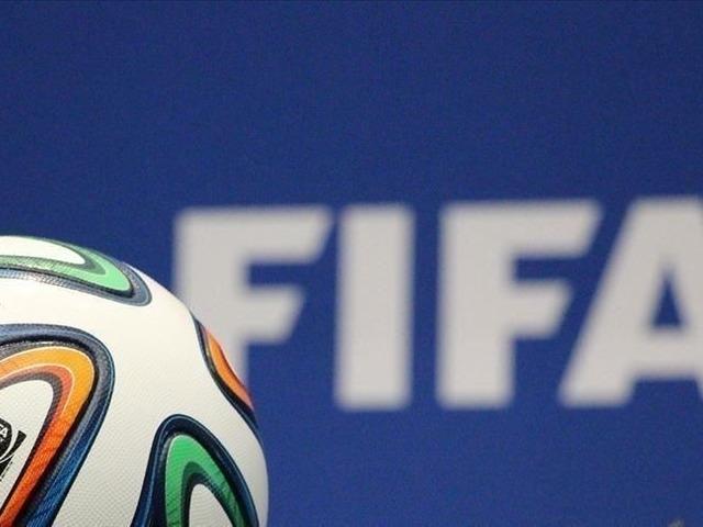 FIFA cezayı resmen a&ccedil;ıkladı! &Uuml;&ccedil; d&ouml;nem transfer yasağı getirildi