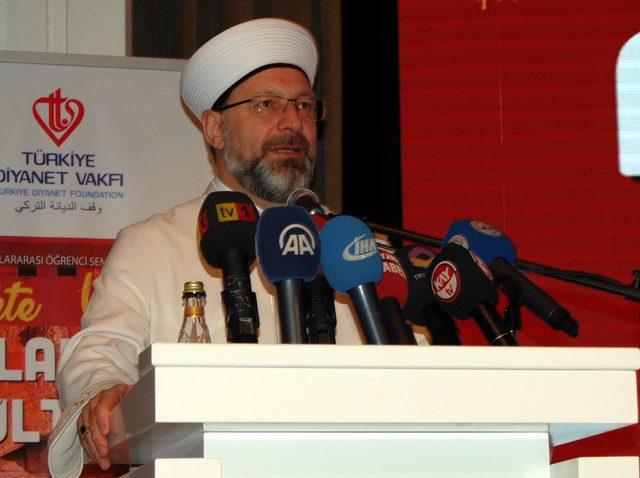 Diyanet İşleri Başkanı Erbaş: Ülke olarak önemli bir görev ifa ediyoruz (2)