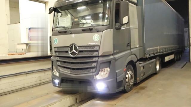 Kapıkule&rsquo;de dev operasyon: Milyonlarca liralık ka&ccedil;ak eşya ve uyuşturucu ele ge&ccedil;irildi 5