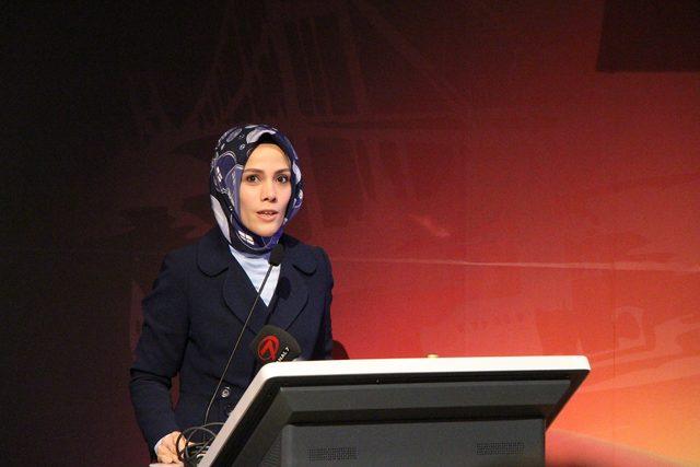 Dr. Esra Albayrak: “Ebeler sistemin dışına itilmiş durumda”