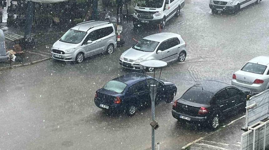 &Ccedil;arşamba&rsquo;da kuvvetli sağanak